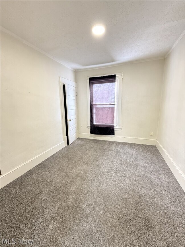 Building Photo - 1253 California Ave