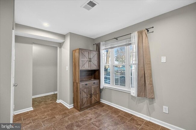 Building Photo - 16294 Taconic Cir