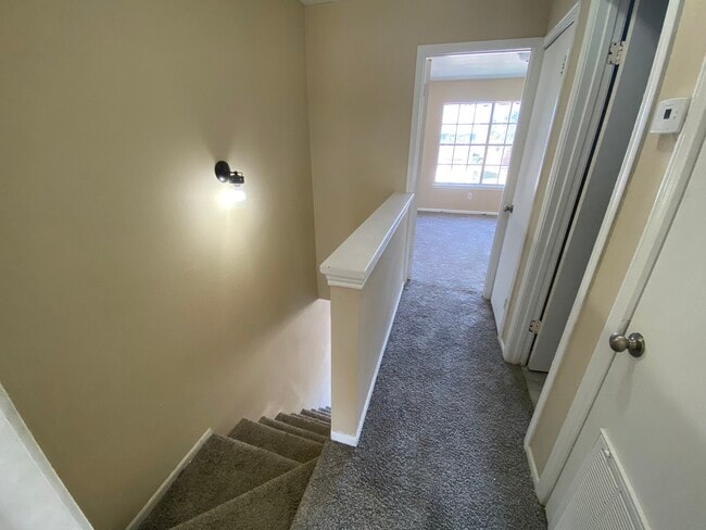 Building Photo - 2206 Bancroft Street, Unit 2