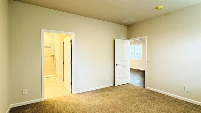Building Photo - 5114 Tulip Sq
