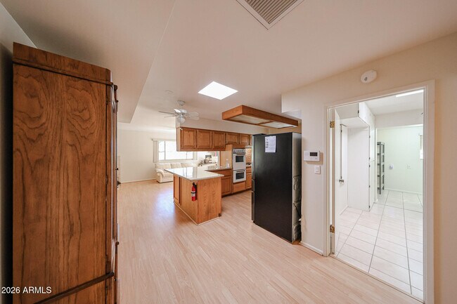 Building Photo - 9821 N 110th Ave