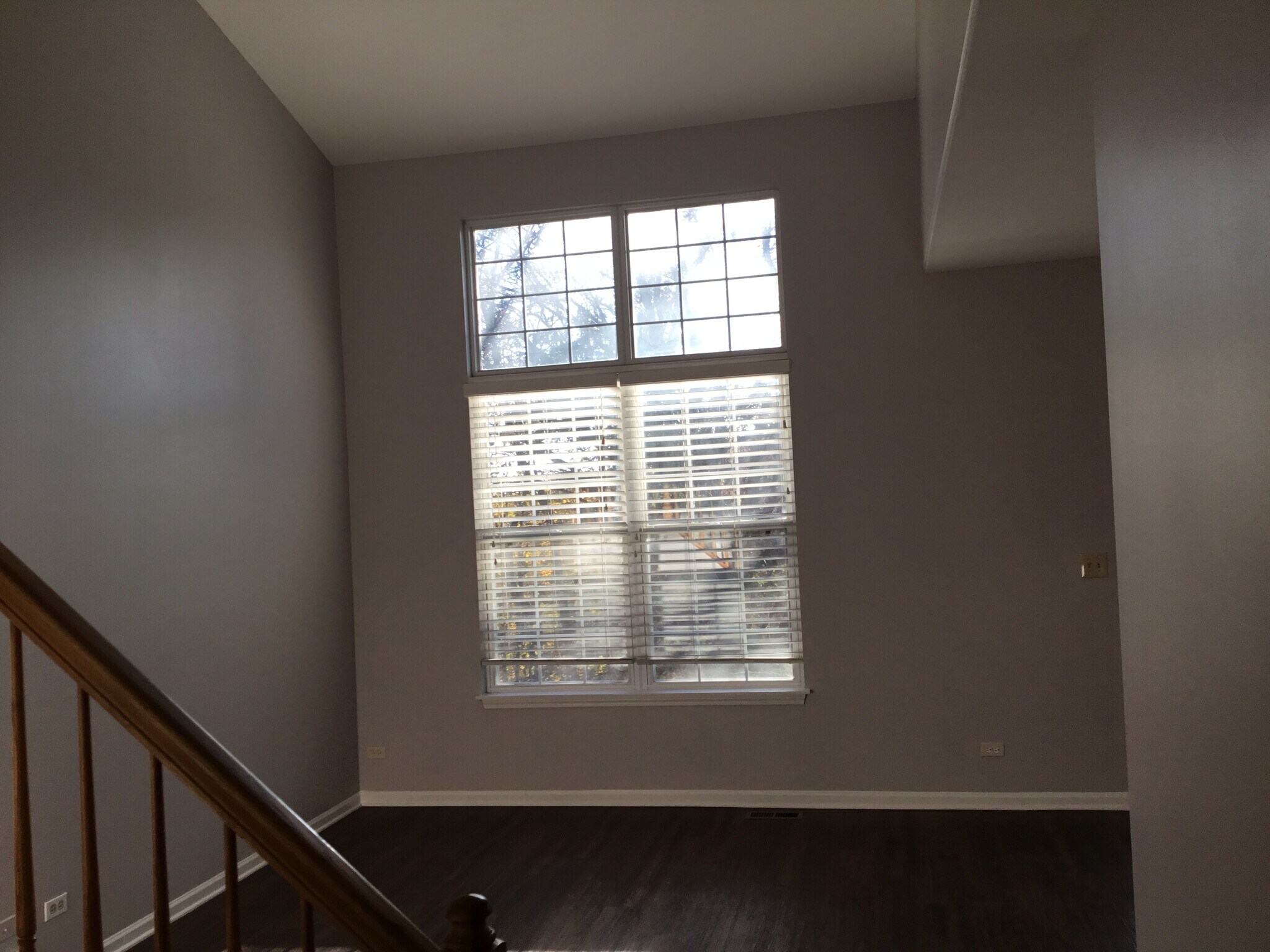 Building Photo - 13 Brian Ct