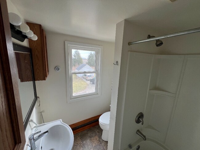 Building Photo - 2031 30th Ave