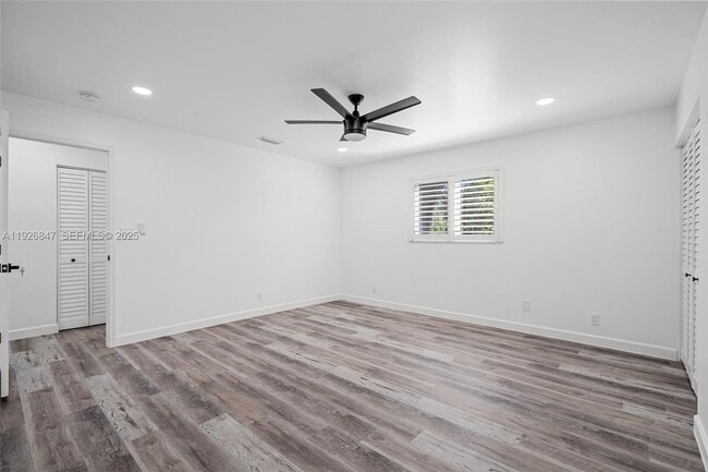 Building Photo - 14330 SW 16th St