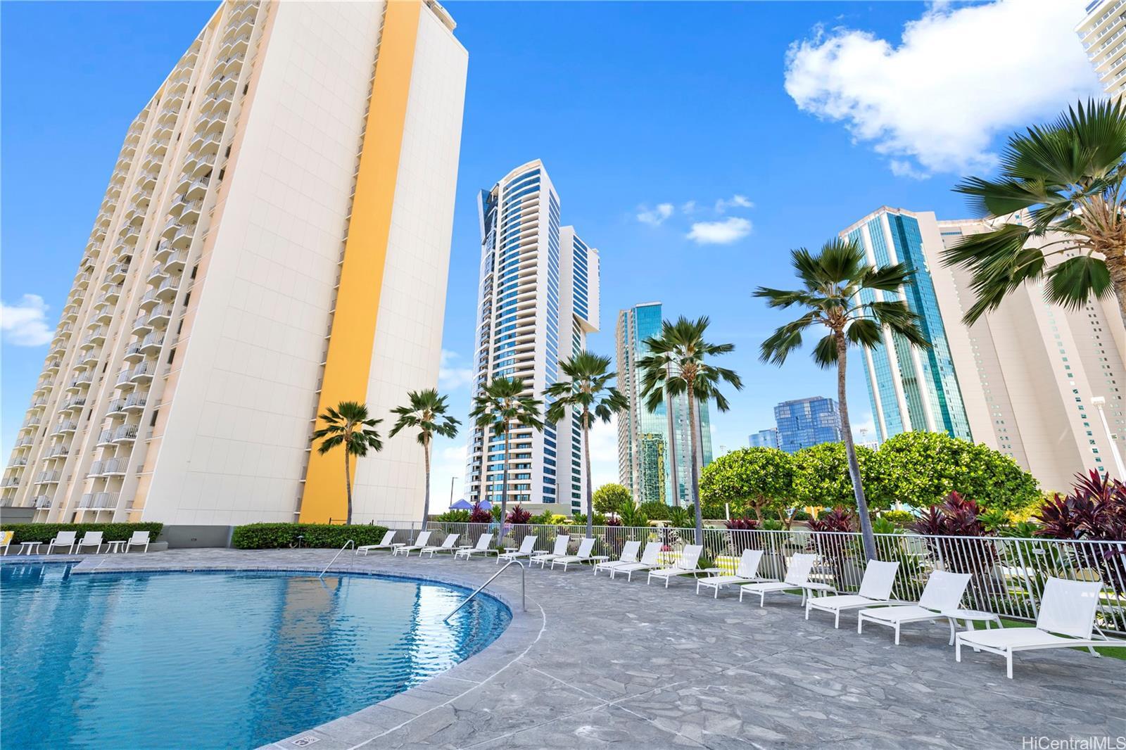 Building Photo - 88 Piikoi St