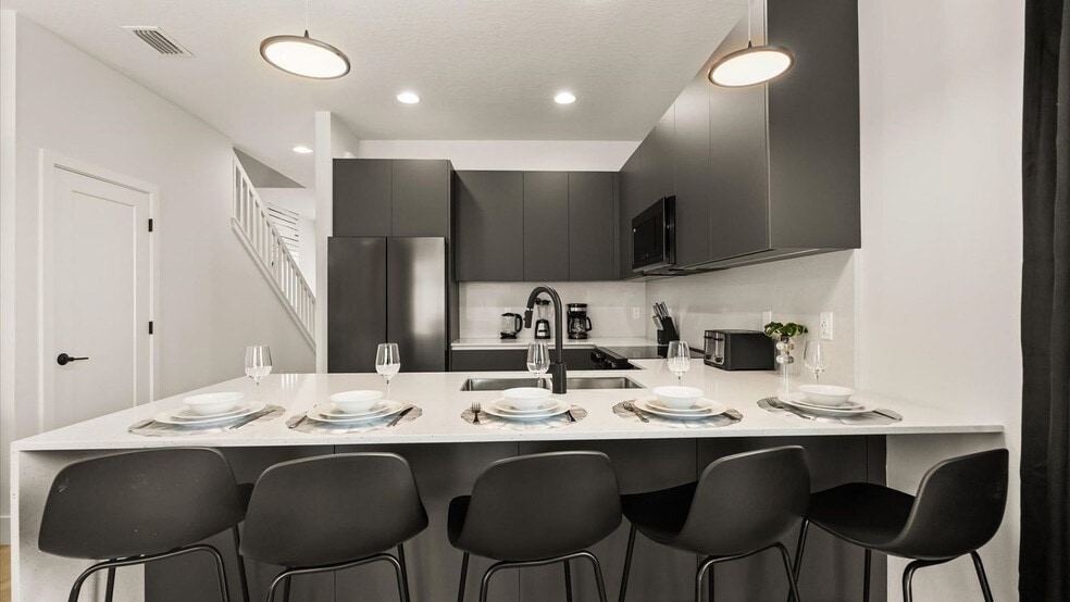 Building Photo - 17326 Serenidad Blvd