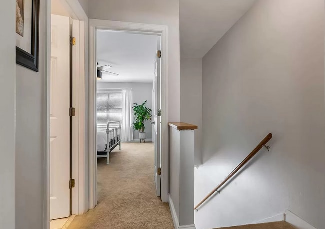 Building Photo - 252 Howle Ave