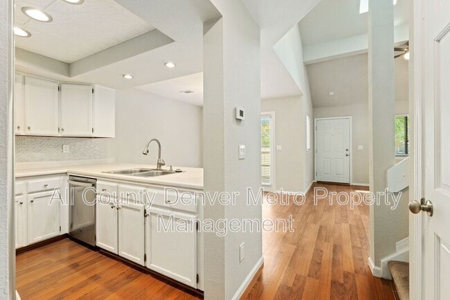 Building Photo - 8787 Allison Dr