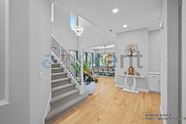 Building Photo - 1920 Muirwood Lp