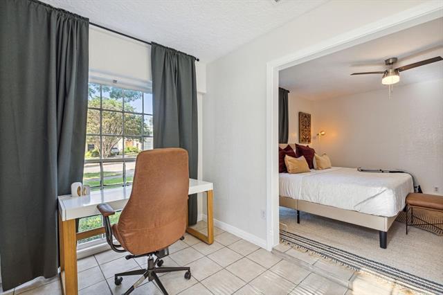 Building Photo - 2435 W 10th St