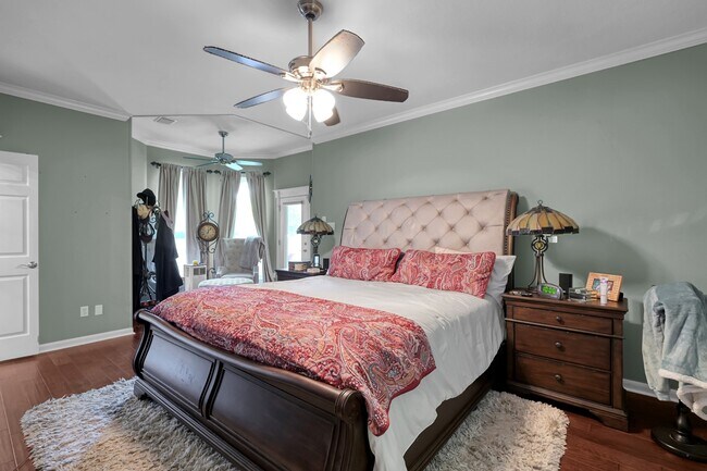 Building Photo - 192 Monterrey Rd W