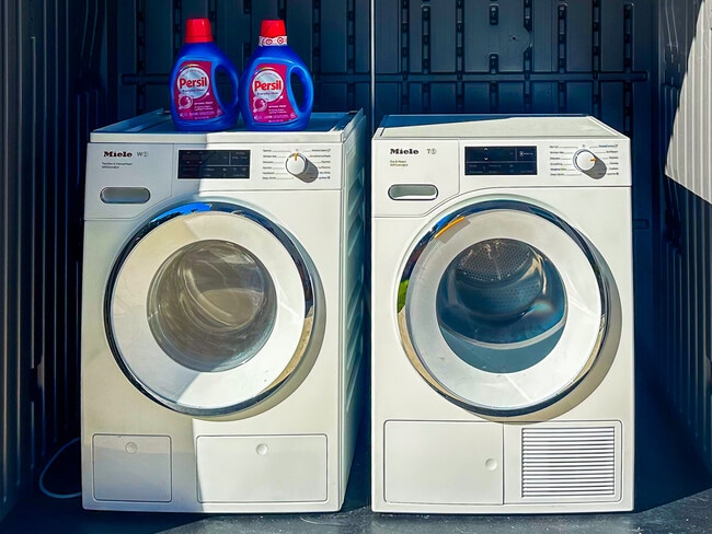 Building Photo - 3028 1st St