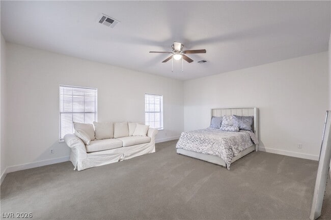 Building Photo - 5152 Forest Oaks Dr
