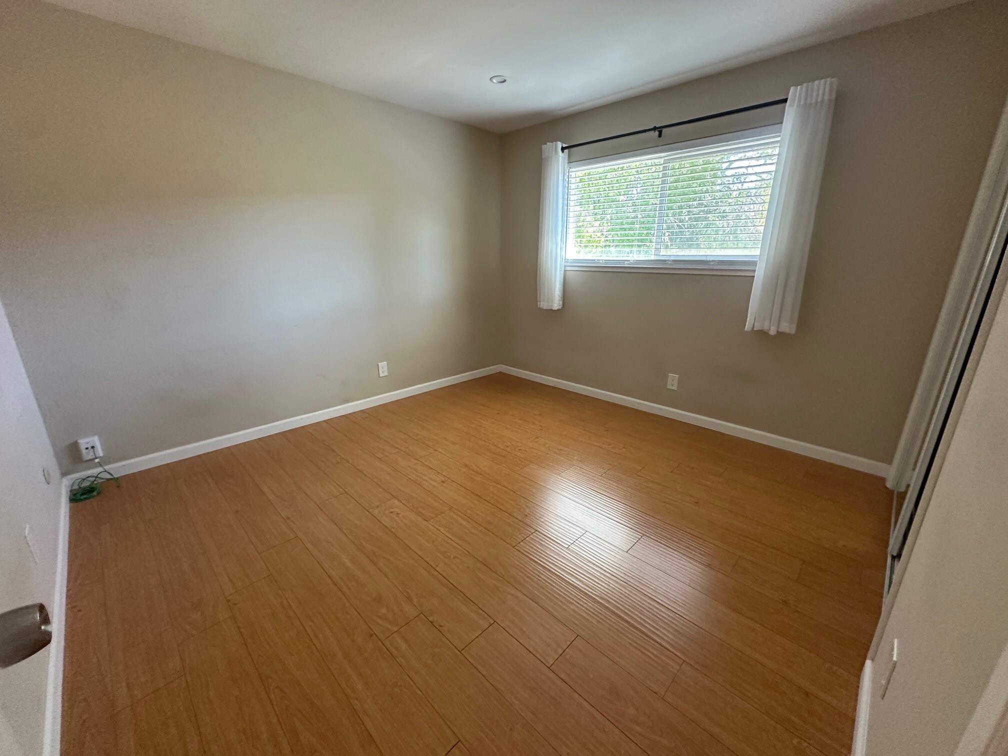 Building Photo - 994 Westlynn Way
