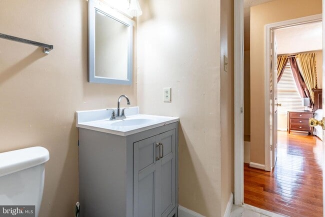 Building Photo - 12212 Birchview Dr