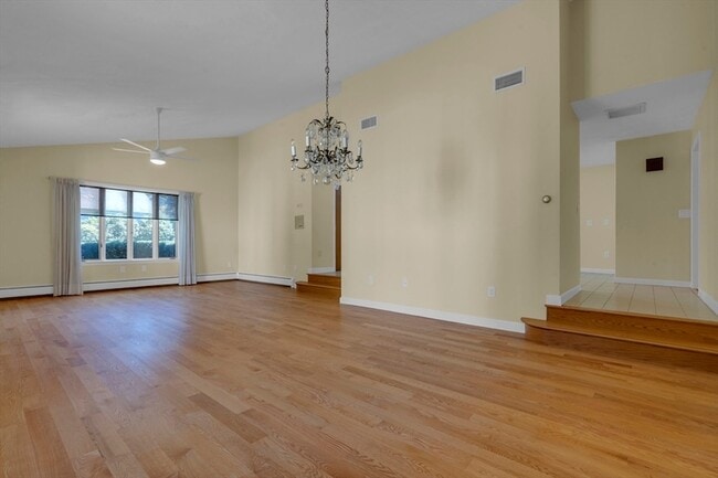 Building Photo - 52 Rayburn Rd