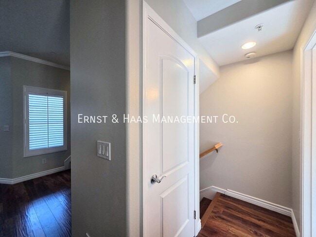 Building Photo - 3546 Linden Ave