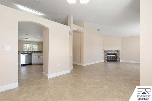 Building Photo - 9 Prince Kaarel Ln