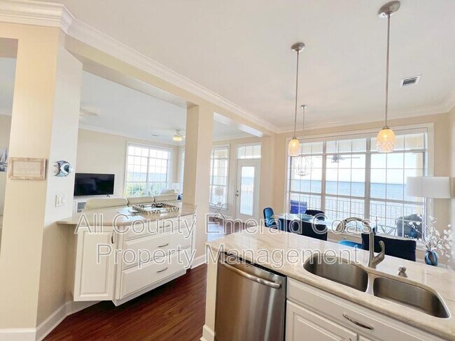 Building Photo - 420 Oak Harbour Ln