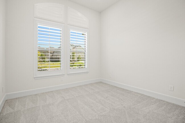 Building Photo - 929 Wormwood Dr