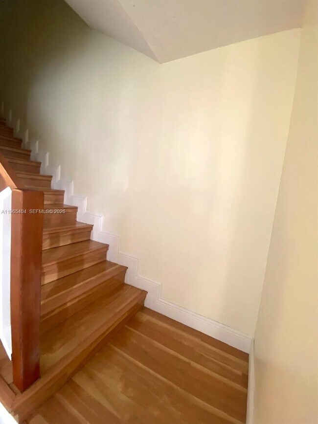 Building Photo - 4601 Pier Dr