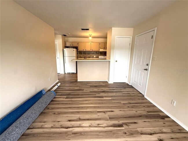 Building Photo - 1400 Gandy Blvd N