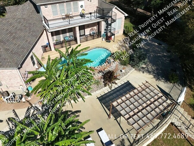 Building Photo - 2522 Waterstone Dr