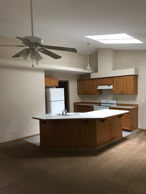 Building Photo - Wonderful 3 Bedroom Duplex!