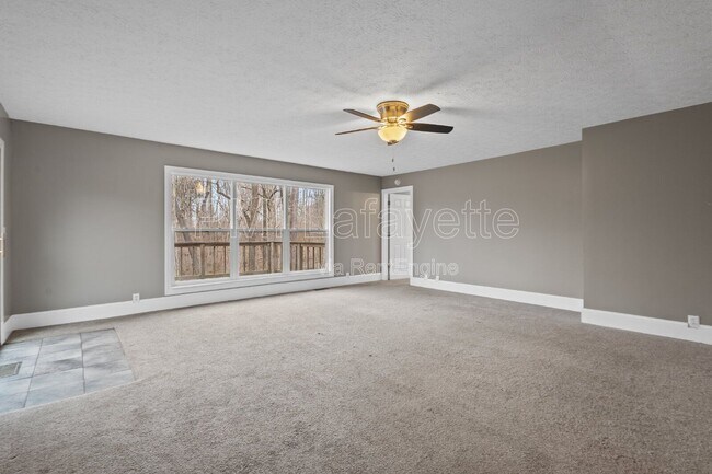 Building Photo - 5318 E 200 N