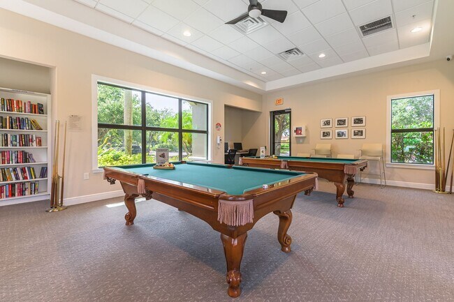 Building Photo - Modern, 2/3 Bed, 2 Bath Spacious Single St...