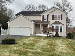 Building Photo - 34 Marian Ave