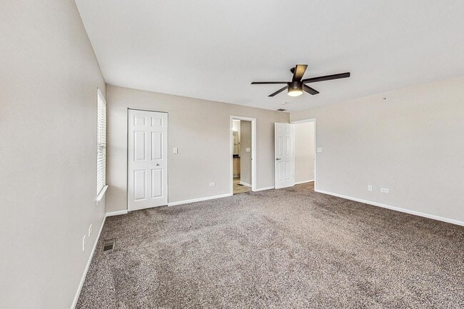 Building Photo - 1686 Buckingham Dr