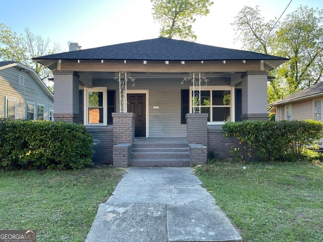 Primary Photo - 1493 Oakland Ave