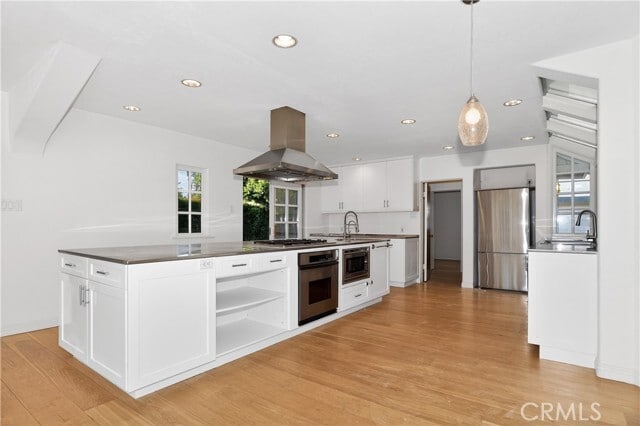 Building Photo - 6211 Warner Dr