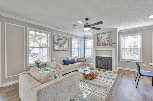 Building Photo - 4646 Nolensville Pk