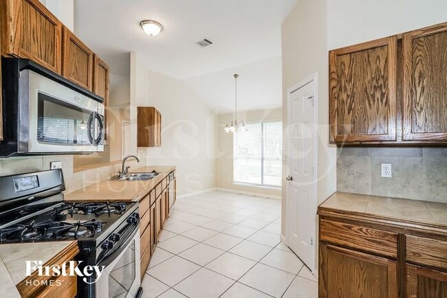 Building Photo - 5334 Hazel Grove Dr