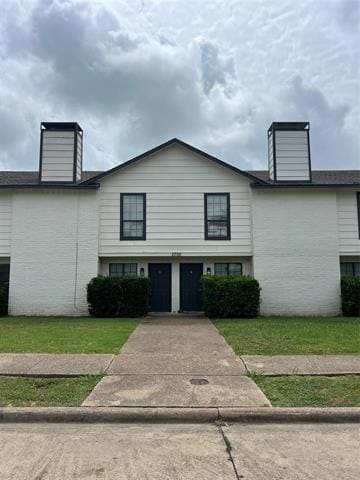 Primary Photo - 2705 Wimbledon Ct