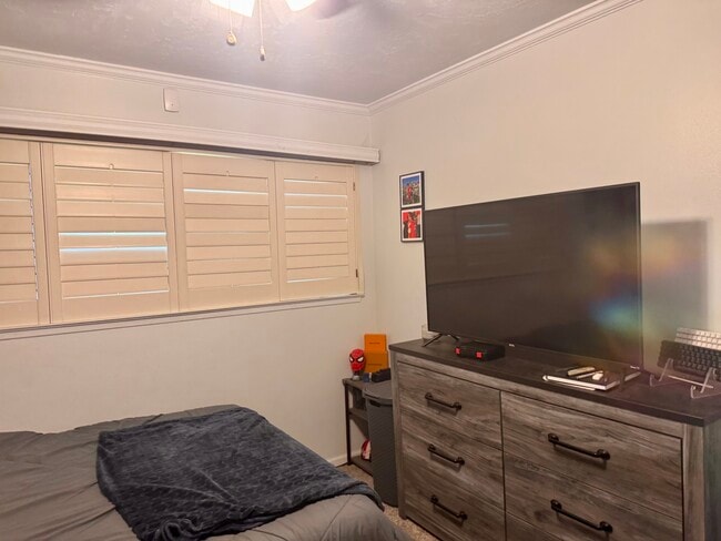 Building Photo - 4406 Glencannon St