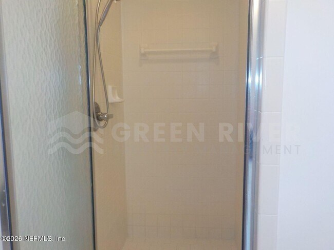 Building Photo - 1761 Oak Grove Dr S