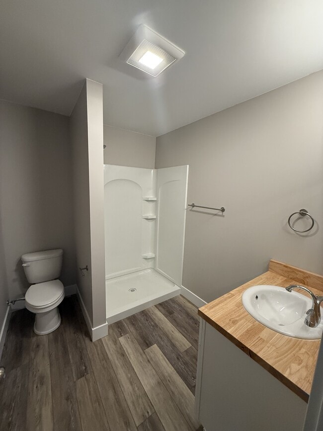 Building Photo - 9650 Herkimer Dr