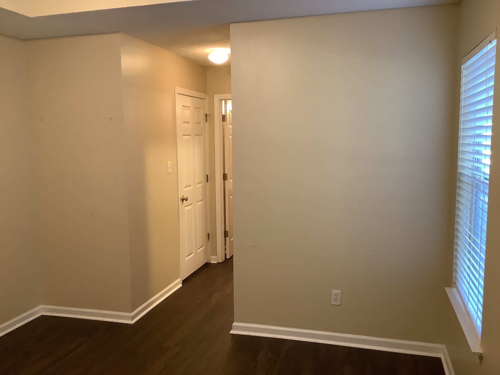 Building Photo - 249 Longleaf Cir