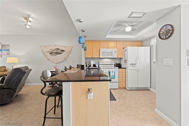 Building Photo - 8130 Summerlin Village Cir