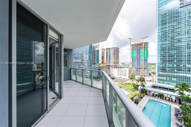 Building Photo - 1300 Brickell Bay Dr