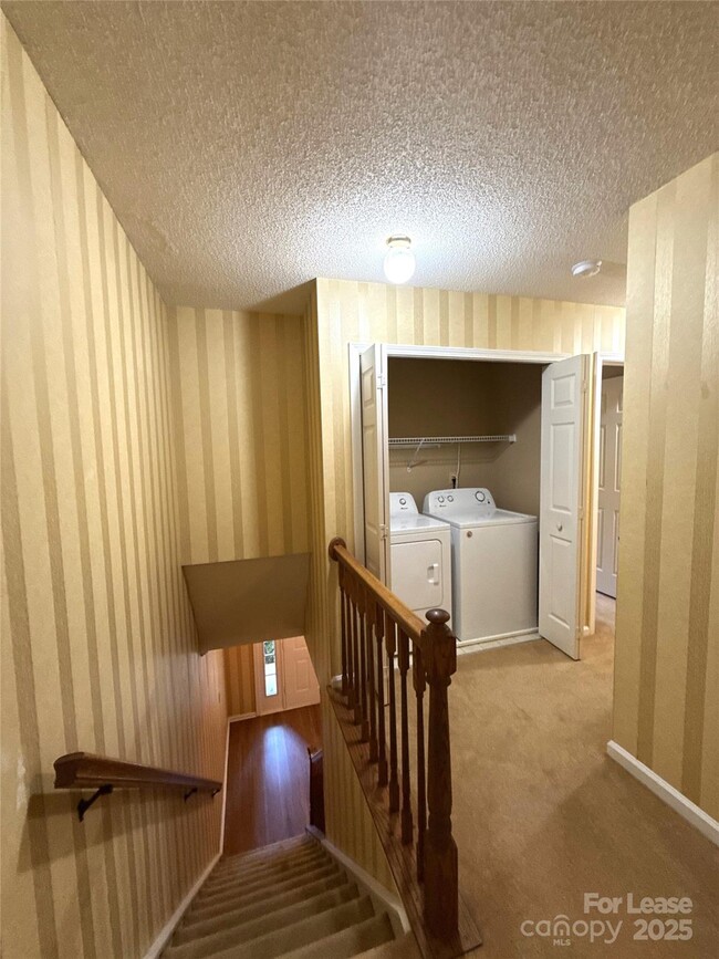 Building Photo - 12823 Diamond Dr