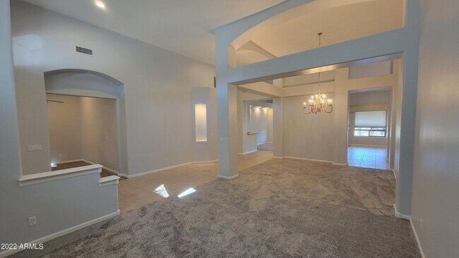 Building Photo - 6508 E Claire Dr