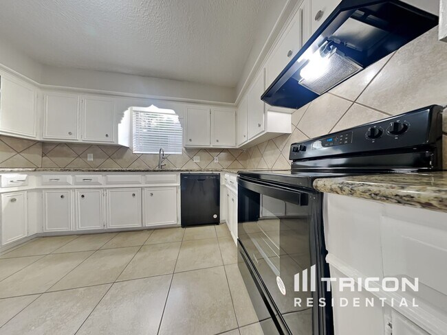 Building Photo - 20202 Laverton Dr
