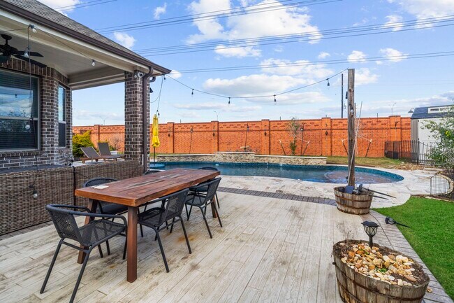 Building Photo - 24742 Levante Dr