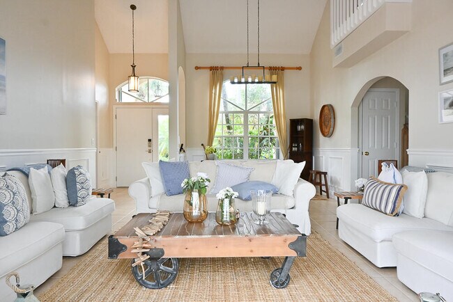 Building Photo - 12828 Meadowbreeze Dr