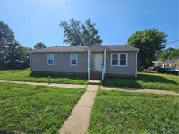 Building Photo - 1700 Joplin Ave