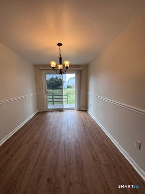 Building Photo - 14 Carriage Path N